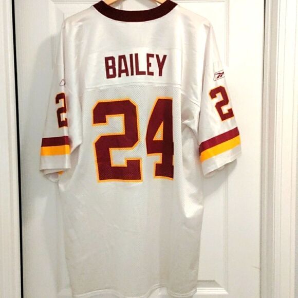 Washington Redskins Jersey - Picture 2 of 6
